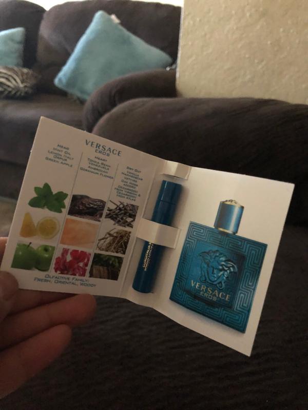Customer photo for "New perfume"