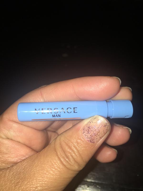 versace good perfume for men smells delicious my husband loves its aroma I highly recommend it to all my friends and family so they can buy it very good perfume