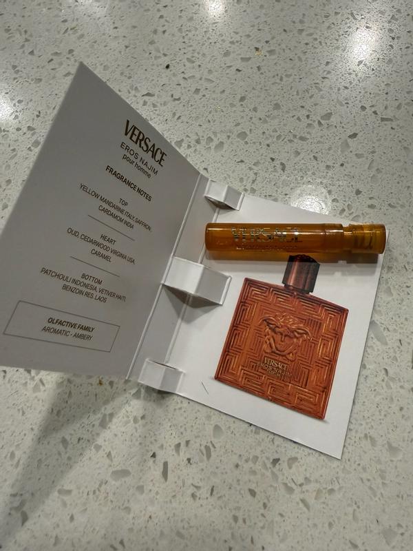 Customer carousel item 9.