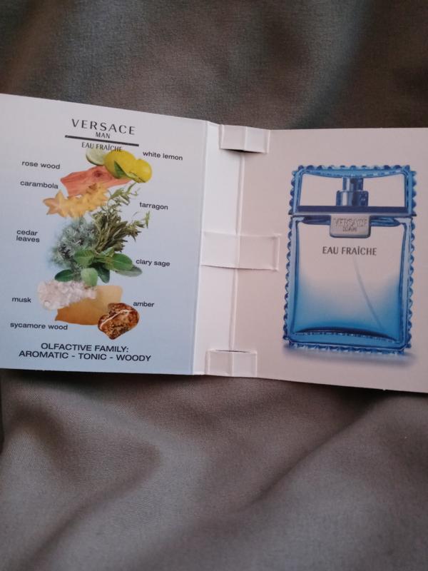 On one side it has the ingredients and on the other side its how the man perfume looks like