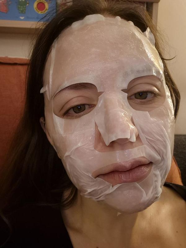 Customer photo for "Luxurious mask"