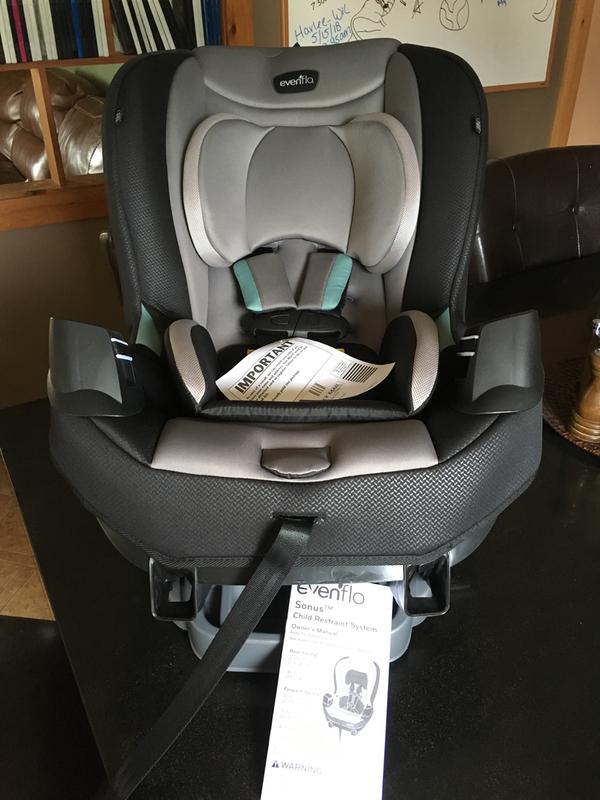 Evenflo Sonus Convertible Car Seat City Lights 2024 kalamaja.ee