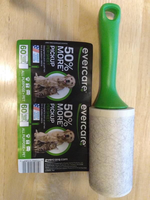 See all the cat hair on the roller?