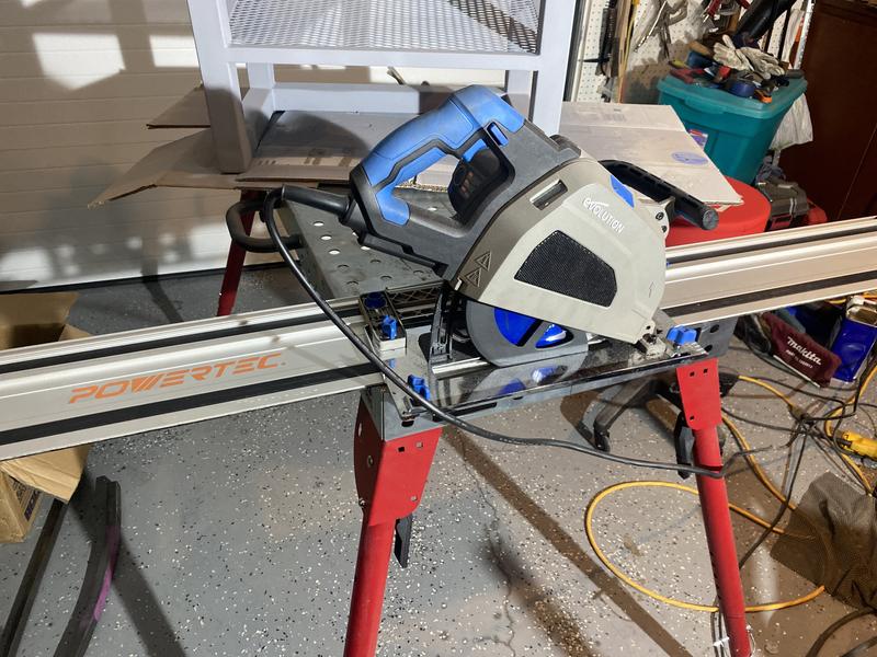 Evolution S210CCS: Metal Cutting Circular Saw with 8-1/4 In Evolution S210CCS: Metal Cutting Circular Saw with 8-1/4 In