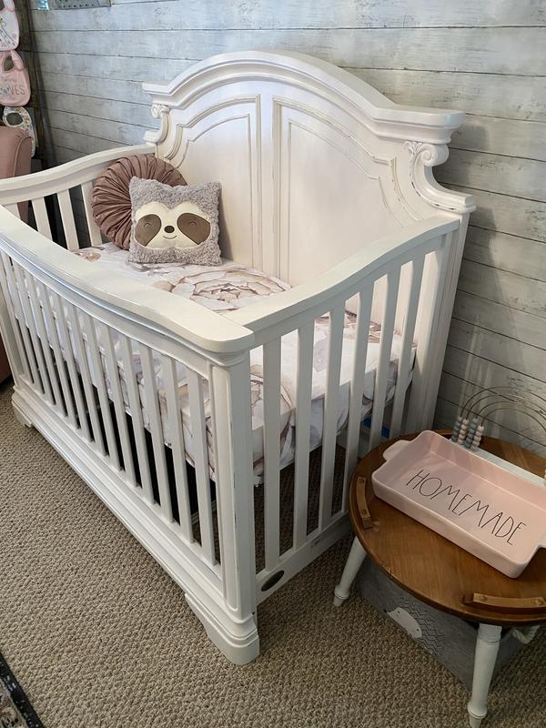 BELLE Crib 5 in 1 Convertible Crib Evolur