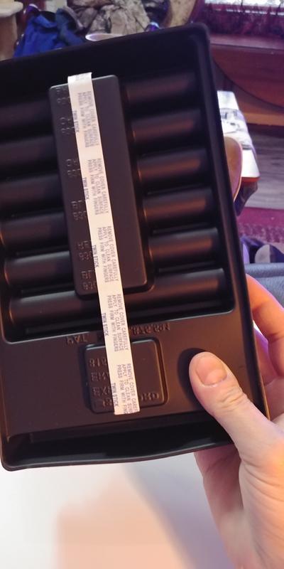 Great organizer that sticks to the wall with no damage