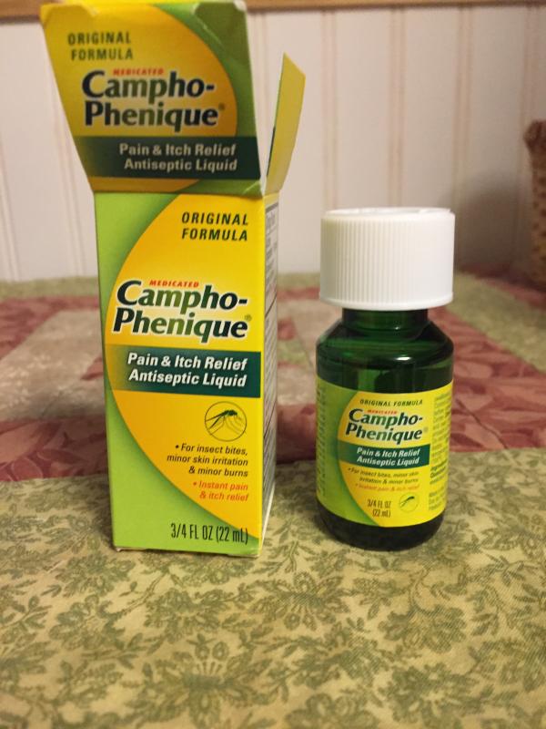 can you put campho phenique on a dogs sores