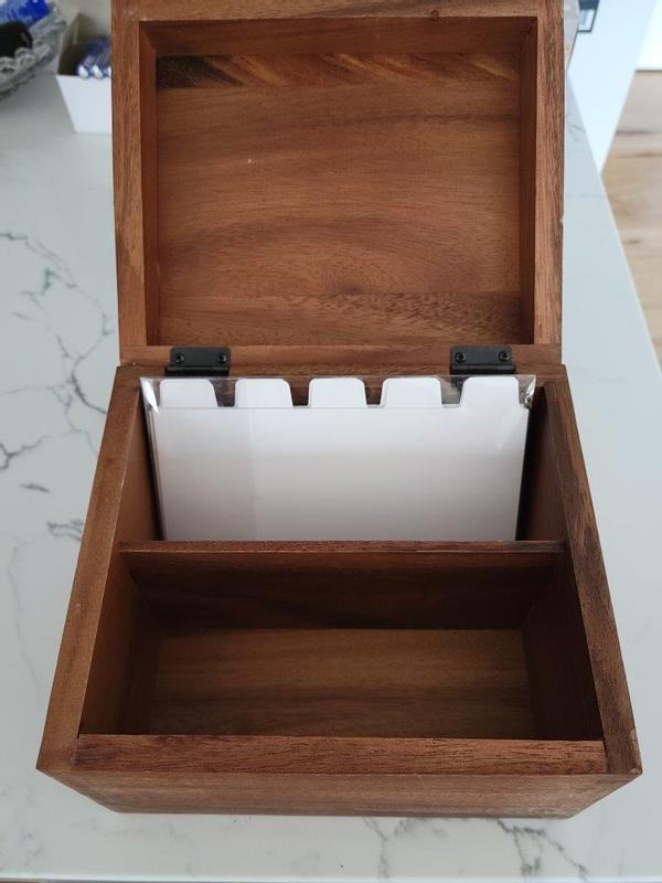 Fixed center divider & convenient paper index dividers