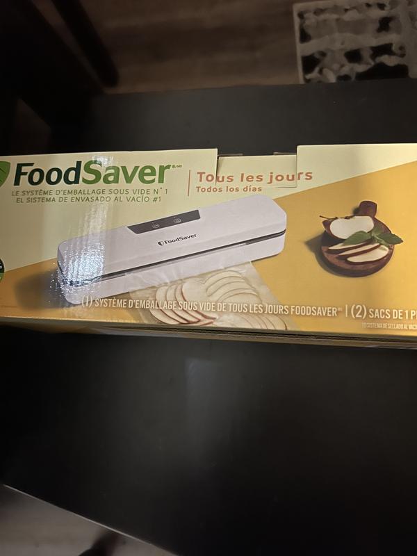 ADVENOR Vacuum Sealer Pro Food Sealer with Built-in Cutter and Bag Storage  Includes 2 Bag Rolls 8x16'and 11x16' Handle Lock Design 90kpa Double Heat