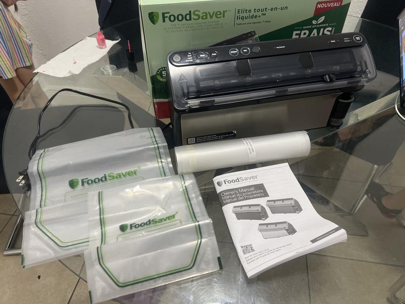 FoodSaver Vacuum Sealer System with Extra Bags and Accessories