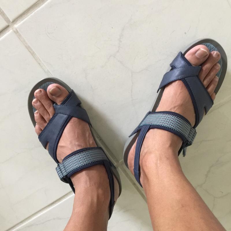 baretraps brinley sandals