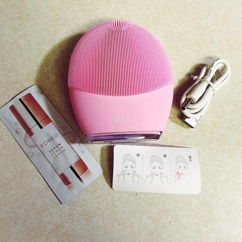Foreo Luna 3 Sensitive – bluemercury