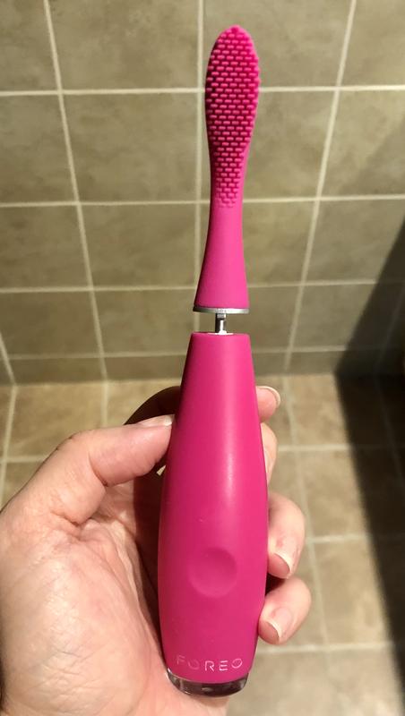 It won’t go beyond this even with force, I don’t want to push it and ruin the original toothbrush