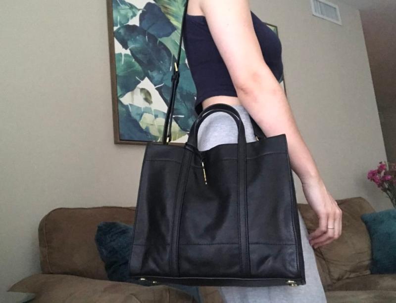 Fossil Carmen Shopper selling