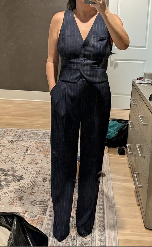 Review Thumbnail Image 0 384414526