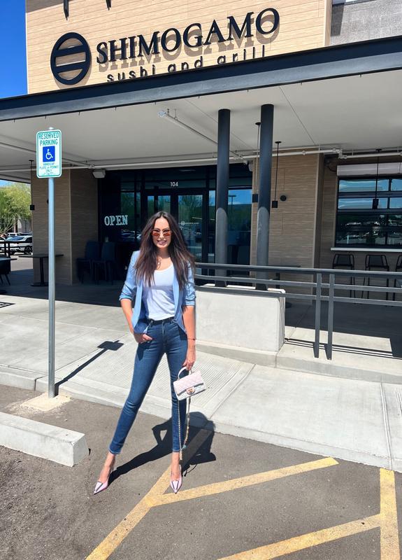 Review Thumbnail Image 1 320894512