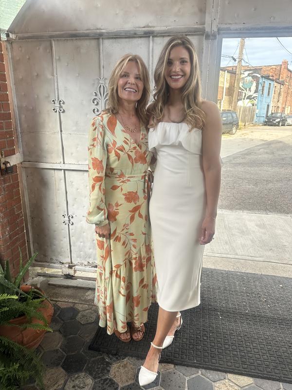 Review Thumbnail Image 0 362046316