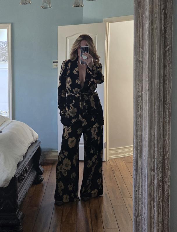 Review Thumbnail Image 0 340074332