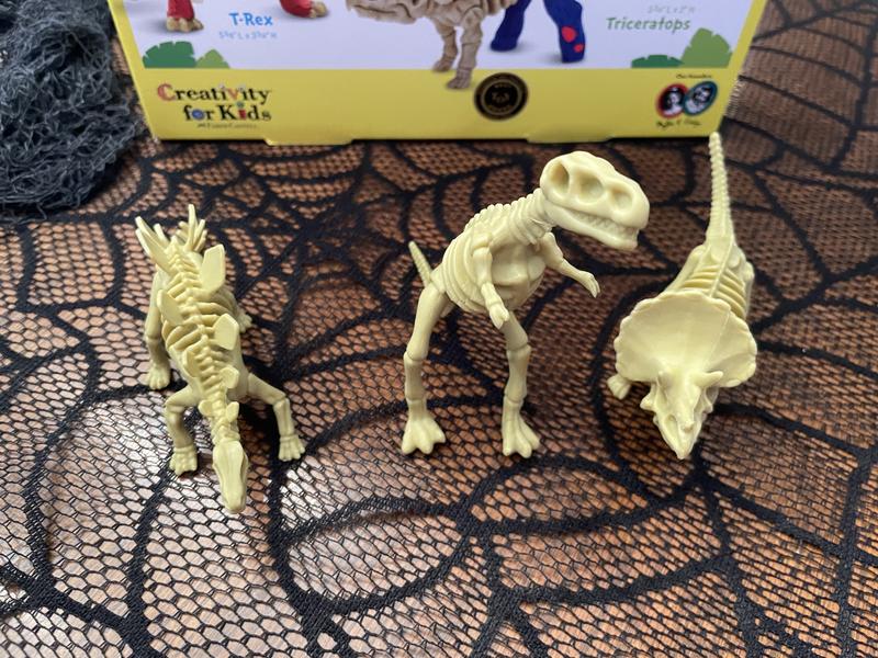 Creativity for Kids - Create with Clay - Dinosaurs