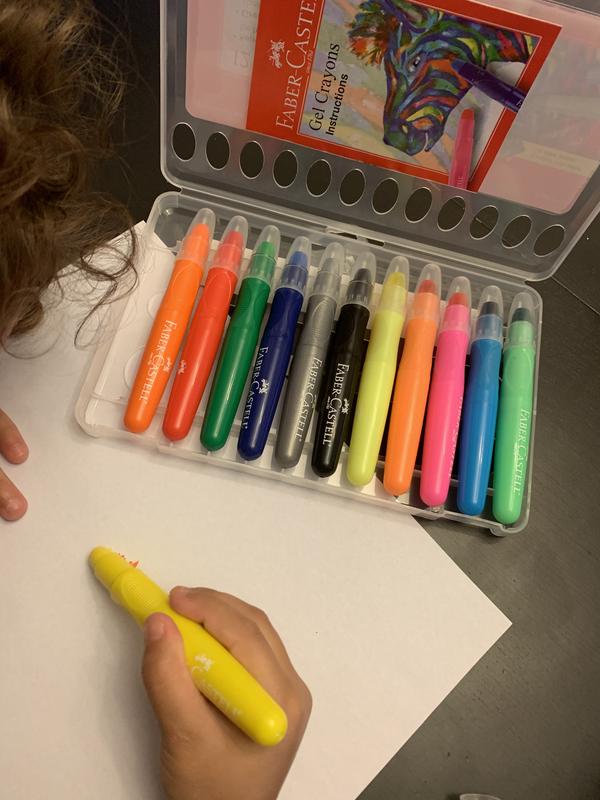 9 gel crayons