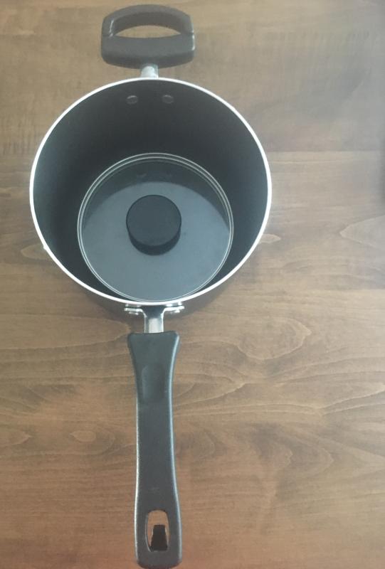 The lids act as a convenient base when saucepans are nested inside each other