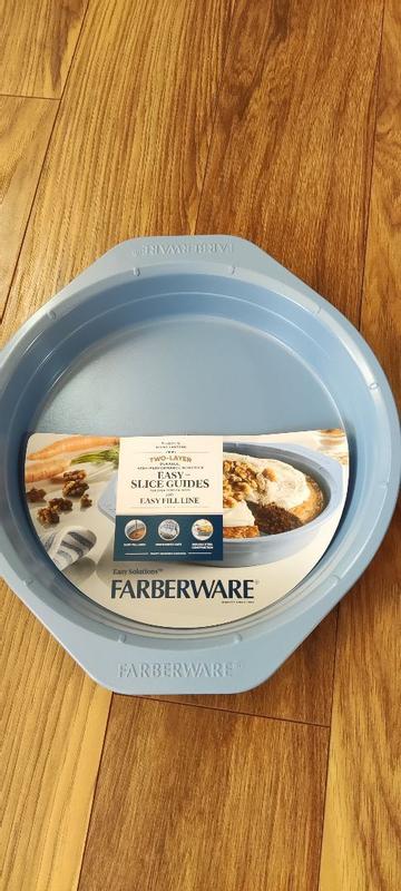 Farberware® 9'' x 13'' Covered Cake Pan