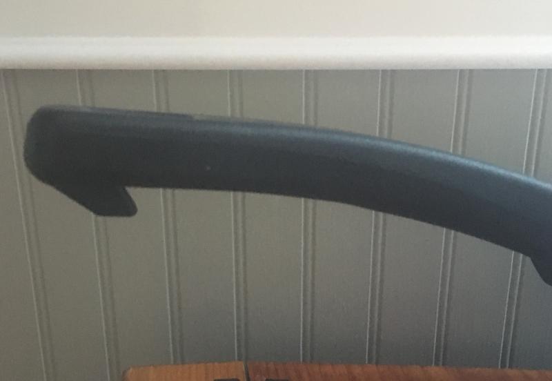 Handles have a hook to interlock with other Neat Nest handles