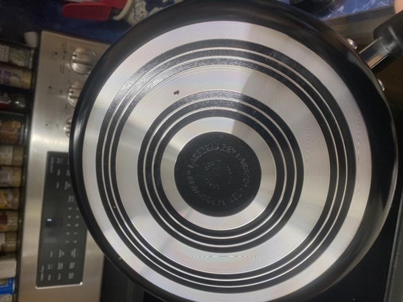 The bottoms of pans, have a good  decent thick  even surface, for even cooking