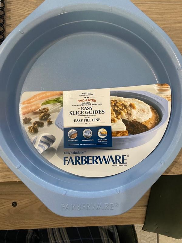 Farberware® 9'' x 13'' Covered Cake Pan