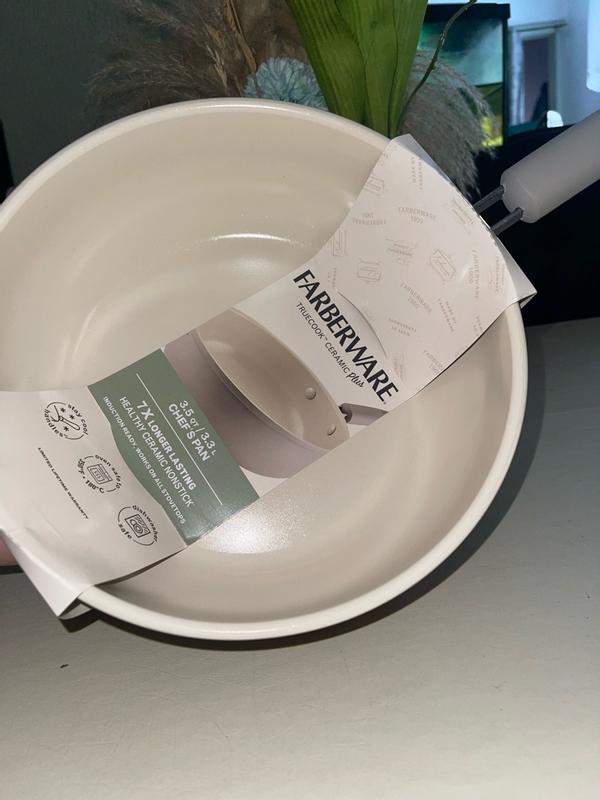 Customer carousel item 12.