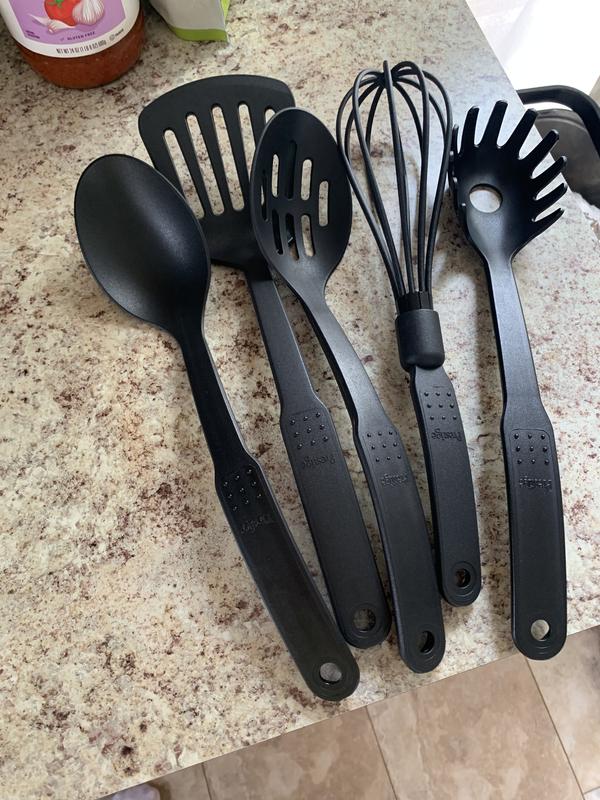 Sturdy utensils included