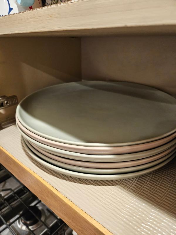 This dinnerware is so special !