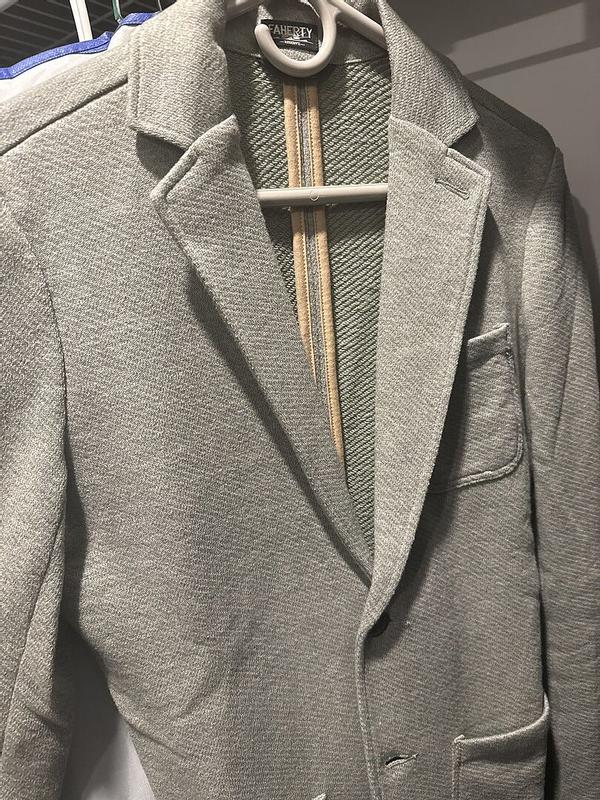 Review Thumbnail Image 0 383332758