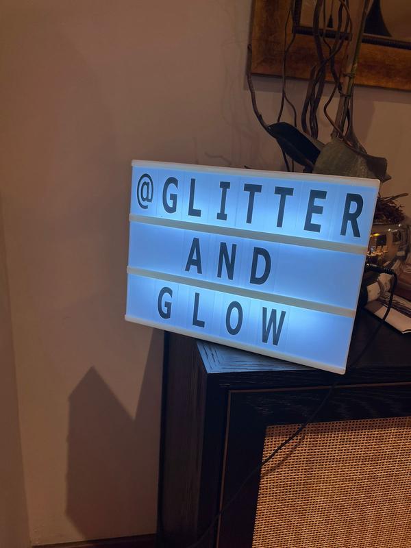 Caja De Luz Led Lightbox A4 Pizarra Con Letras Y Emojis Master Prox