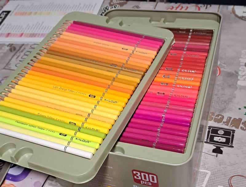 Set 300 Lapices Colore Arte Profesional Dibujo Caja Metálica - Disparo