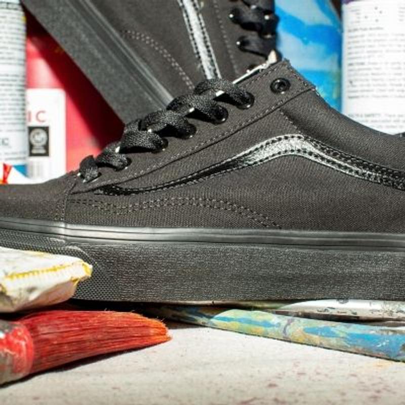 Vans negras outlet completas