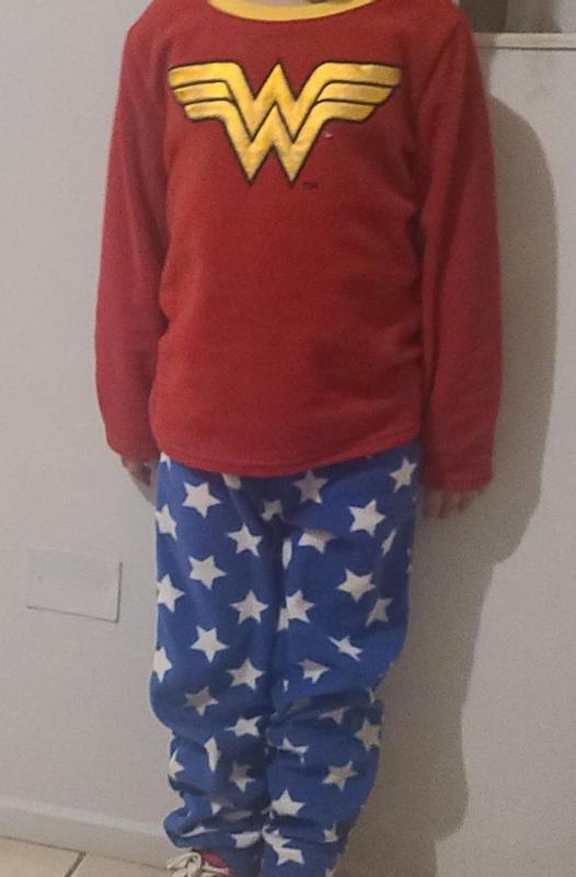 DC SUPER HERO GIRLS Pijama 2 Piezas Mujer Maravilla Nina falabella