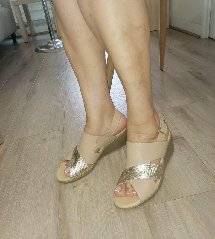 16 Hrs Chalas Y Sandalias Falabella 16 HRS 16 Hrs Sandalia Mujer