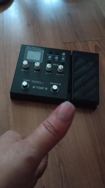 Pedalera Multiefecto Nux Mg-300 - MusicChile