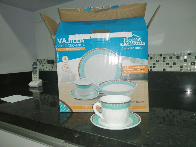 Juego De 4 Tazas De Porcelana Celeste – Perfect Home