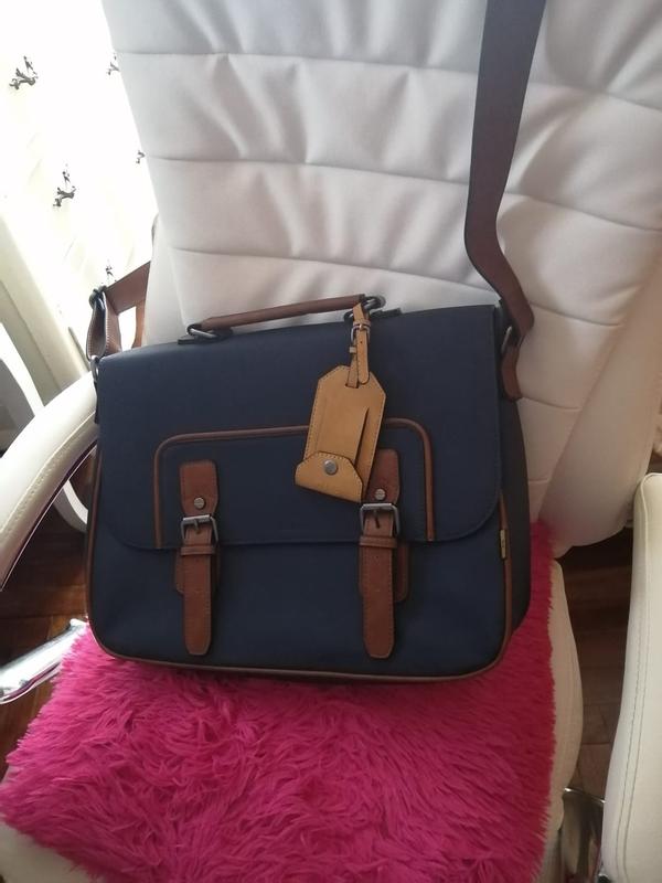 review-image-alt-12227532