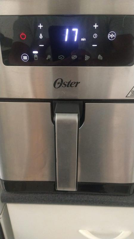 Freidora de aire digital Oster® con capacidad de 9L CKSTAF90D - Oster