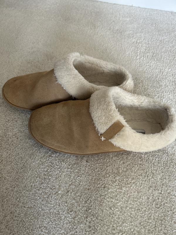 Minnetonka Moccasin Women's Corynn Clog Slipper | Famous Footwear