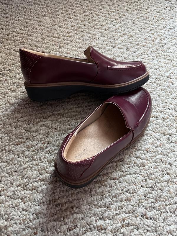 Dr. Scholl's Women's Calm Down Loafer | Women's Casuals