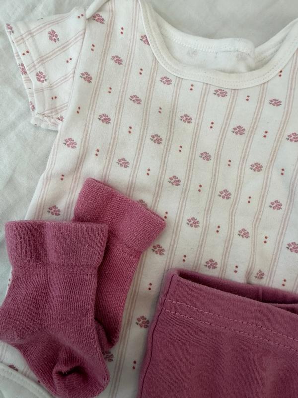 Customer carousel item 3.