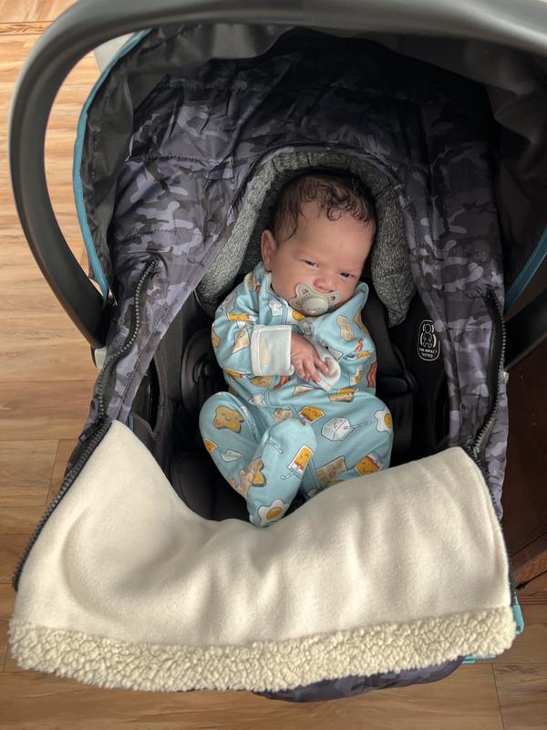 Opens up to get him out easily