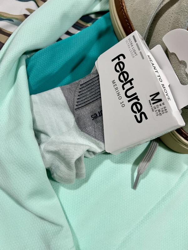 Feetures! Merino 10 Ultra Light No Show Tab Sock Clothing