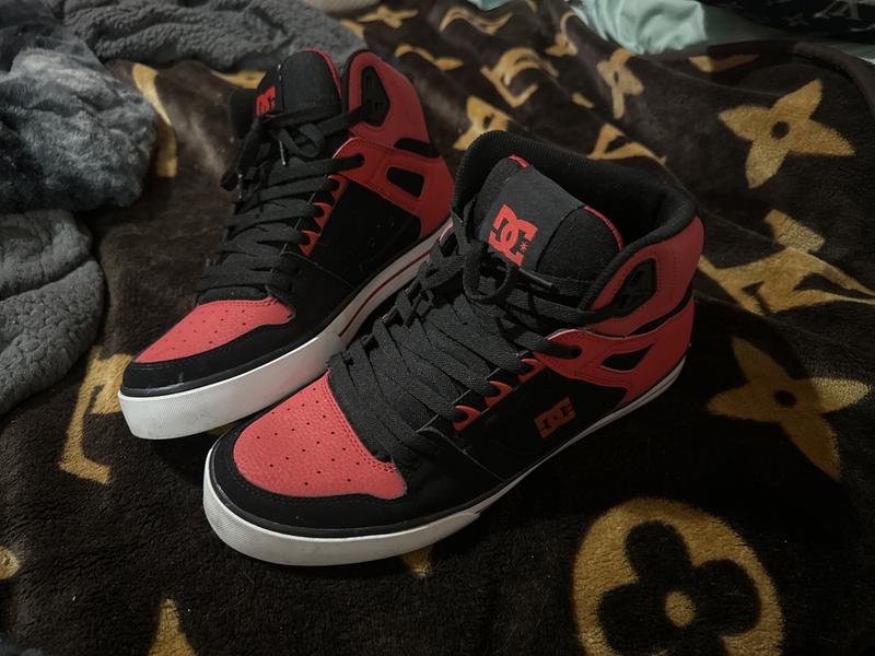 Love me new kicks
