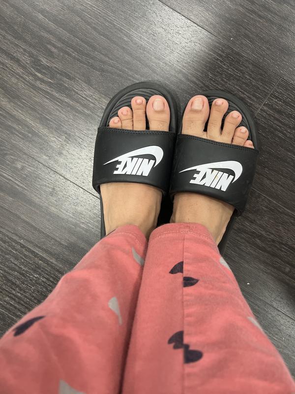 NIKE Victori One Women s Sandals Sports Experts