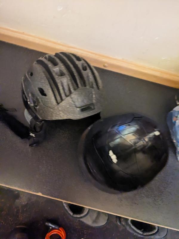 Lid on the right (upside down)